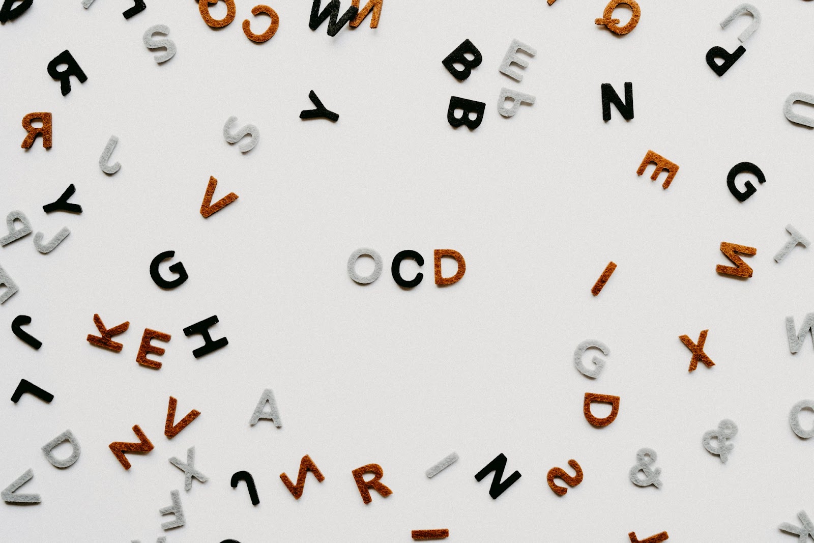 OCD: Gejala, Penyebab dan Cara Mengatasinya